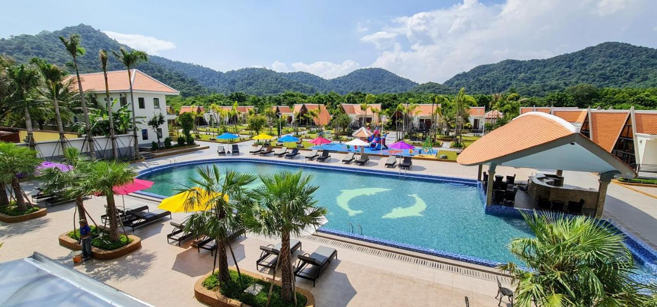 Vakara Hotel Kep Exteriör bild