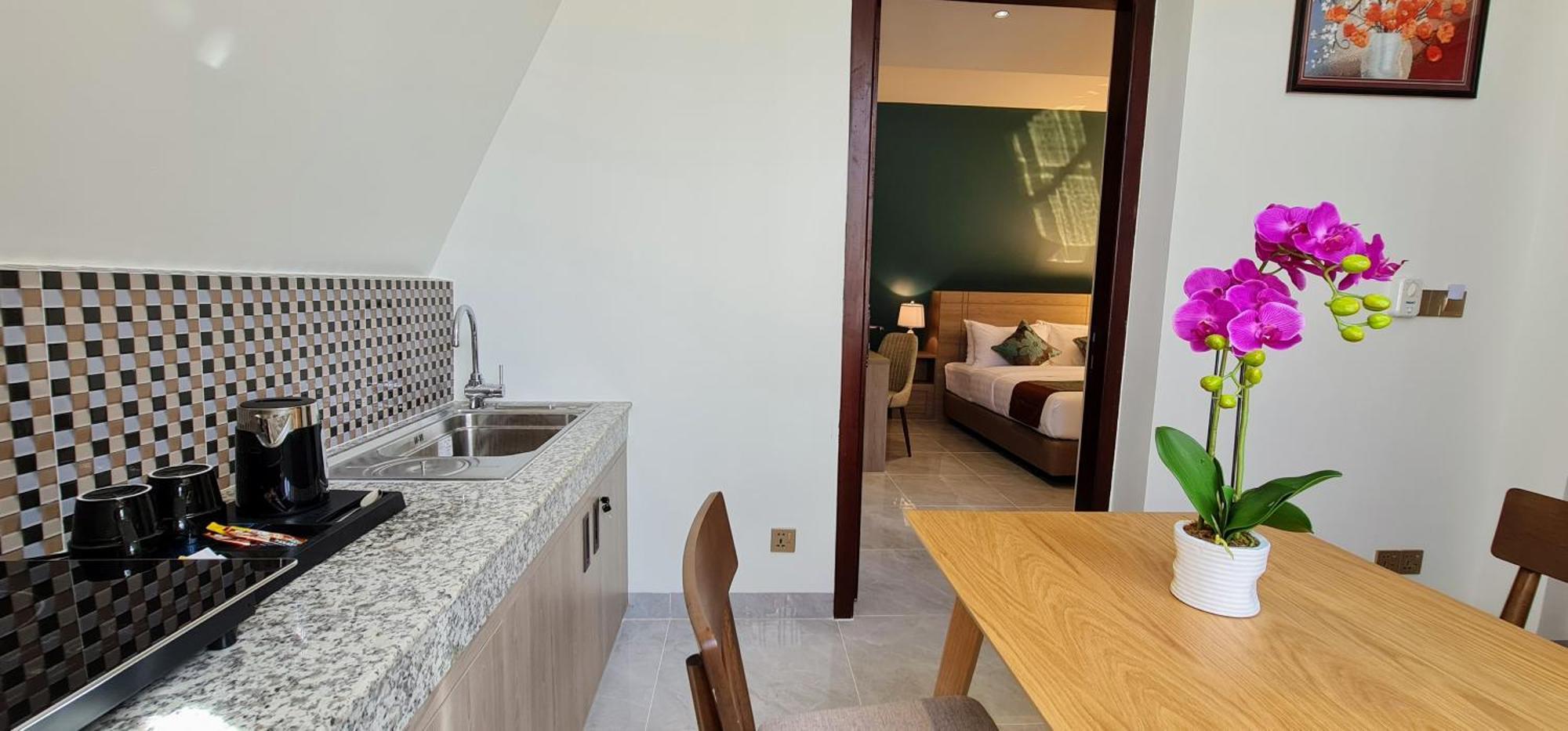 Vakara Hotel Kep Rum bild