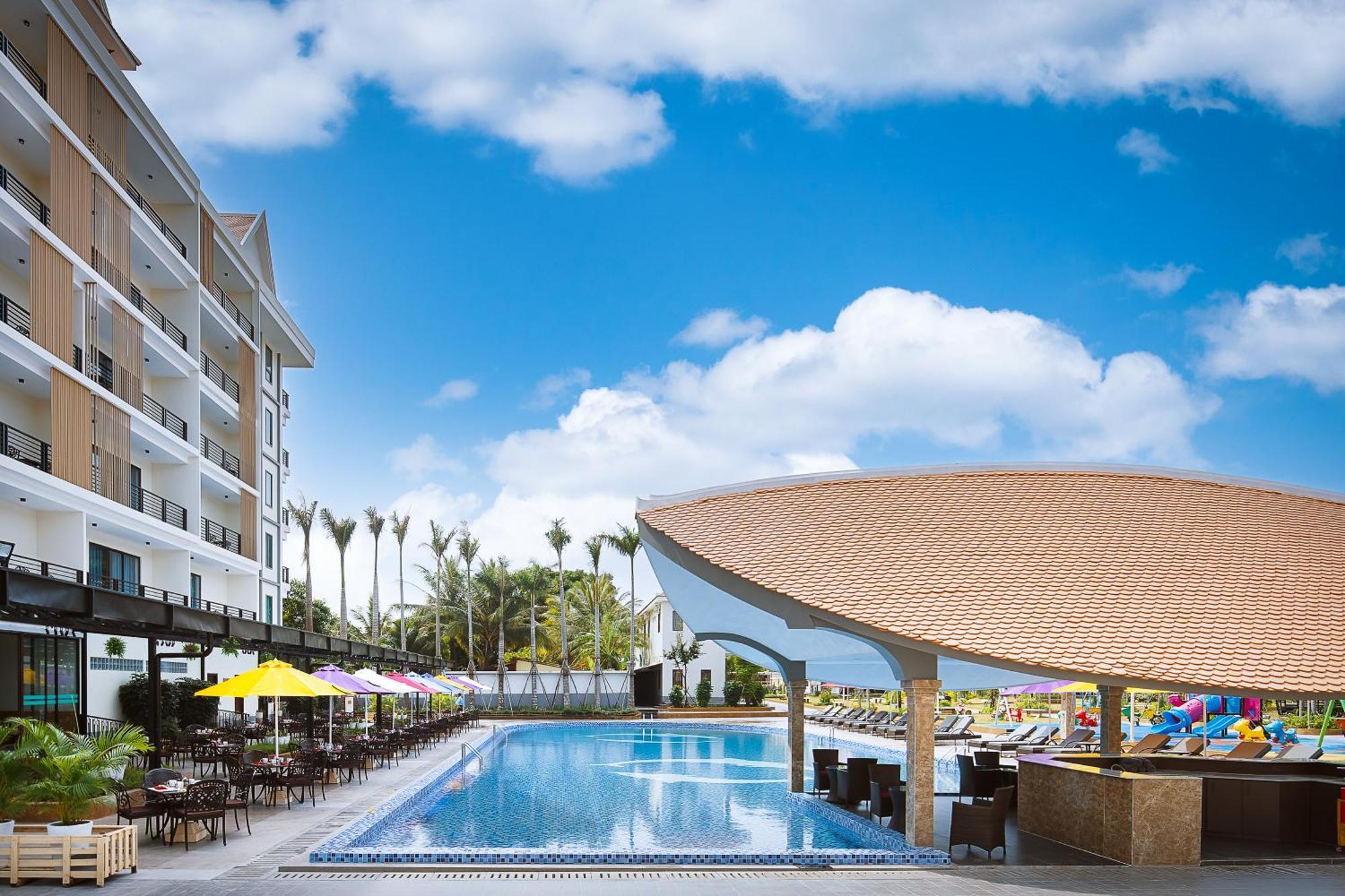 Vakara Hotel Kep Exteriör bild